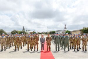 1. Il Generale Figliuolo con il contingente di UNIFIL