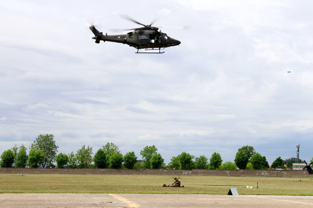 UH-169D 2 Rgt AVES Sirio
