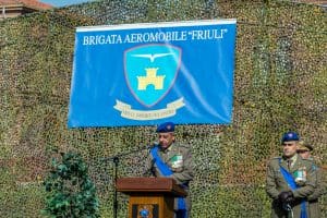 2- Il Generale Annigliato durante il proprio discorso di commiato