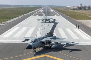20220321_F35Tornado-Rwy_18