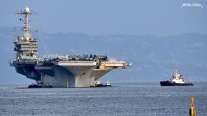 LA HARRY S. TRUMAN (LONE WARRIOR) IN SOSTA NELLA RADA DI NAPOLI