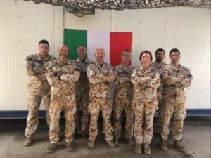 6828a403-76e3-45a4-a7ae-419883dd2ff03.missione in iraq, foto di gruppoMedium