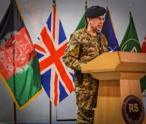 8. Un momento della cerimonia, intervento del Generale di Corpo d'Armata Salvatore Camporeale