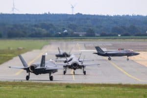 Addestramento congiunto RAF e F35 AMI