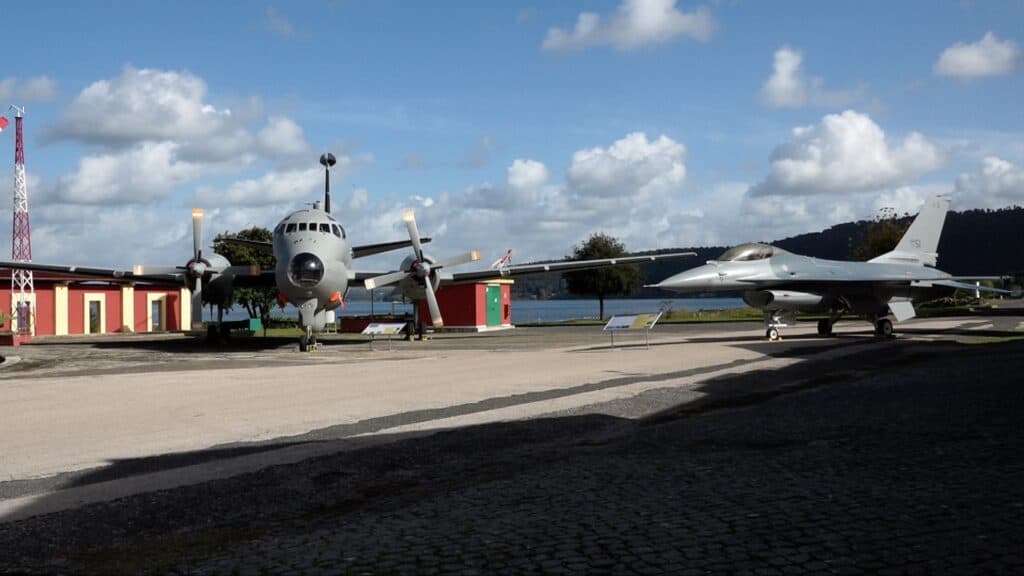 Atlantic ed F16 al Museo Vigna di Valle