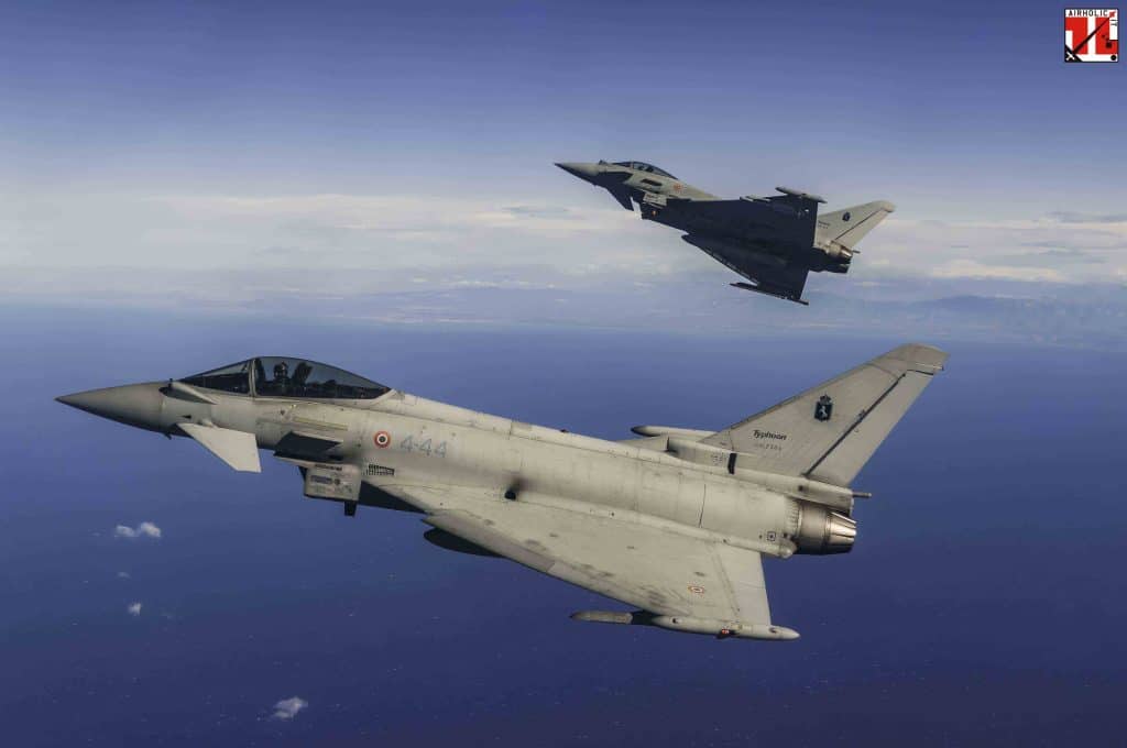 Coppia di Eurofighter 4° Stormo Caccia