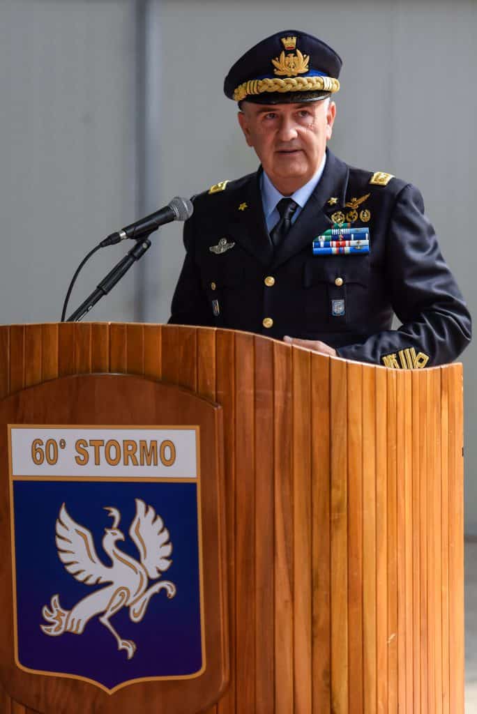 Momento del discorso del Gen. S.A. Umberto Baldi, Comandante delle Scuole dell'Aeronautica Militare 3^Reglione Aerea