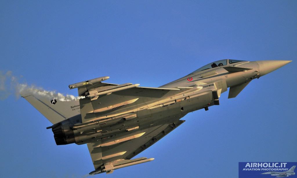 EUROFIGHTER_TYPHOON_locandina