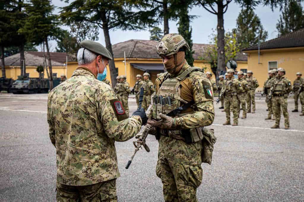 Consegna pugnale a un neo Ranger