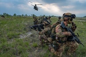 Foto-1-Infiltrazione-di-fanteria-aeromobile-mediante-CH-47-1