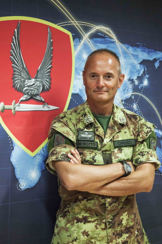 Gen. B. Ivan Caruso - Comandante COMFOSE