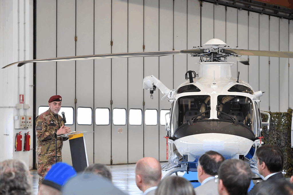 consegna del primo UH-169D “light utility helicopter