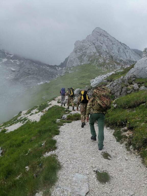 il 9°alpini ripristina sentiero gran sasso